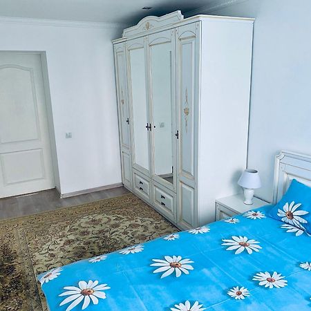Fine Apartment 2 Jelgava Esterno foto